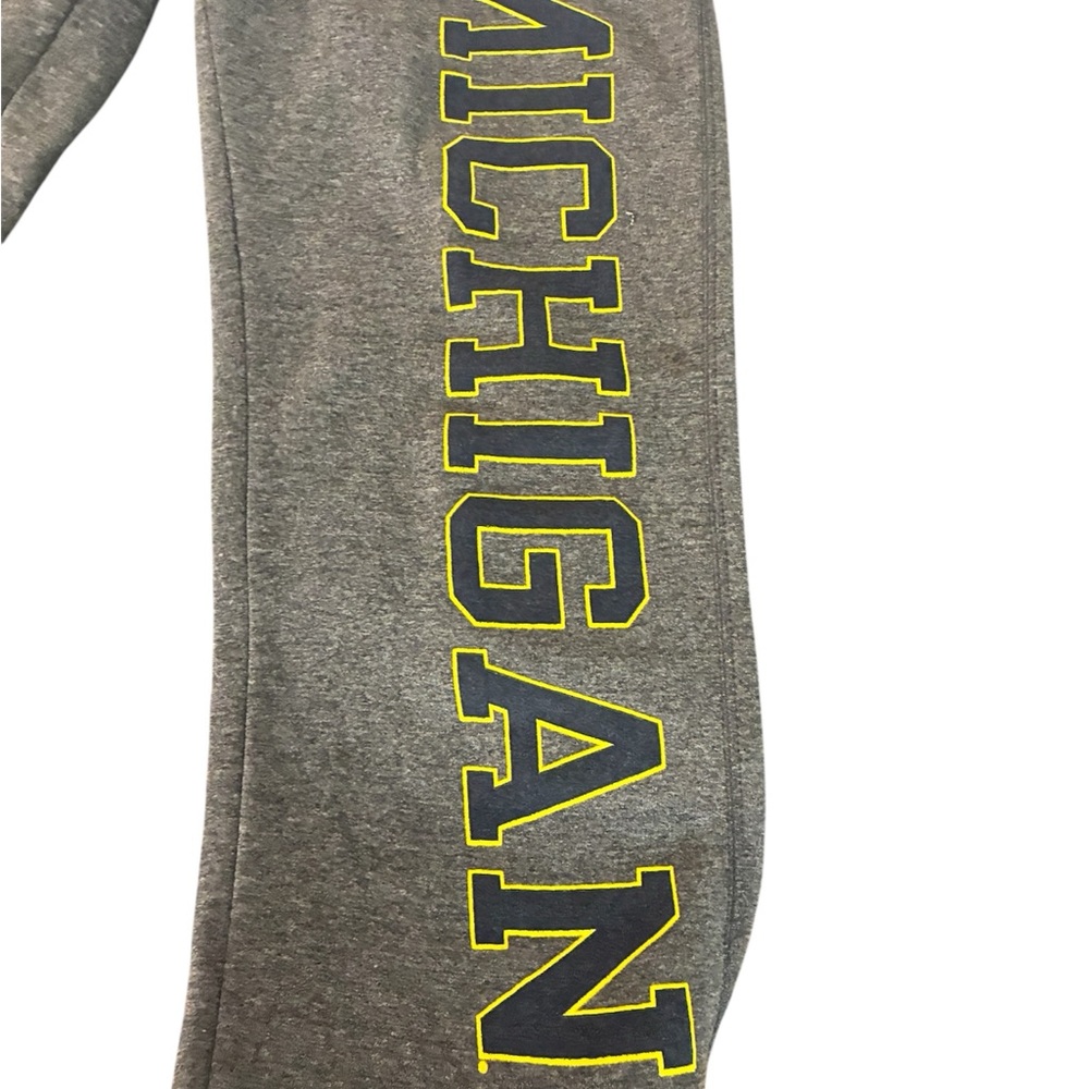 Champion  gray Sweatpants with Michigan Print - Picture 2 of 3